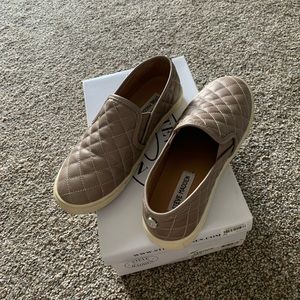 Steve Madden Ecentrcq woman slip on shoes